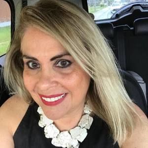 Meet your Posher, Gisela